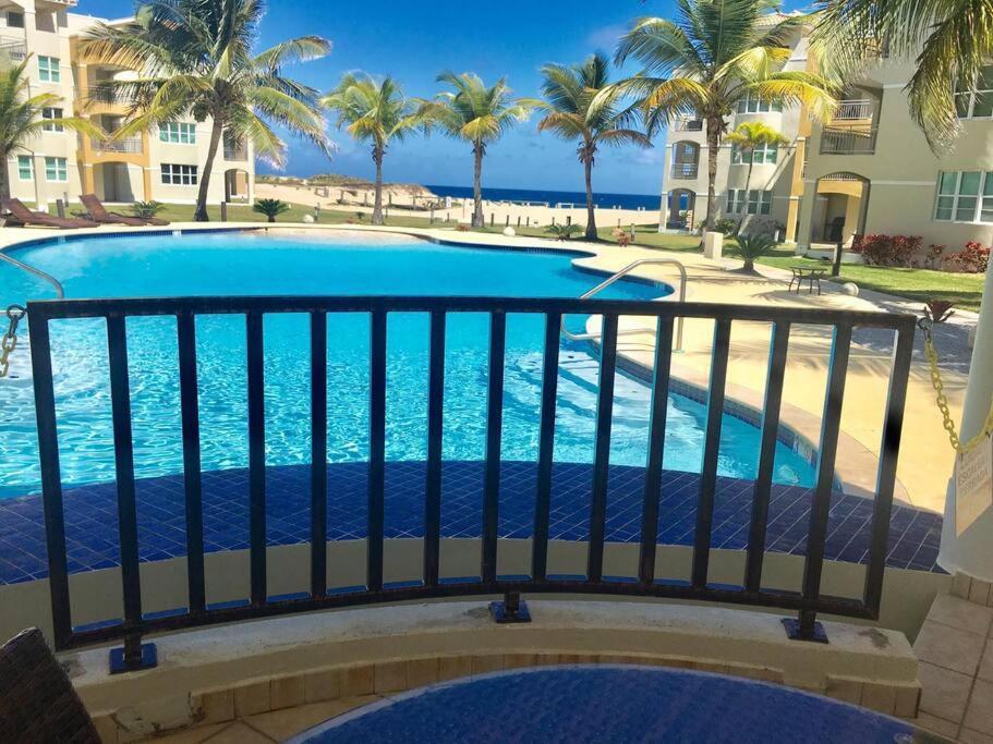 Haudimar Ph Beachfront Apt 4Br/3Bath Isabela Extérieur photo