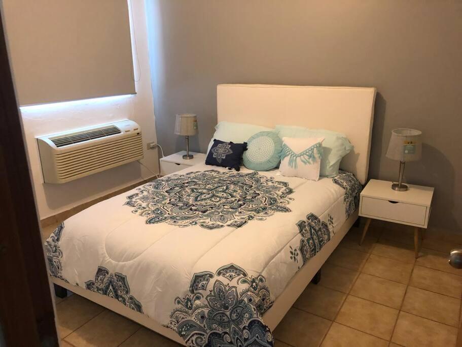 Haudimar Ph Beachfront Apt 4Br/3Bath Isabela Extérieur photo