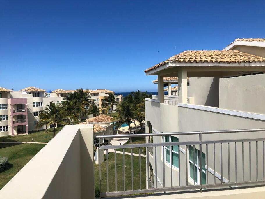Haudimar Ph Beachfront Apt 4Br/3Bath Isabela Extérieur photo