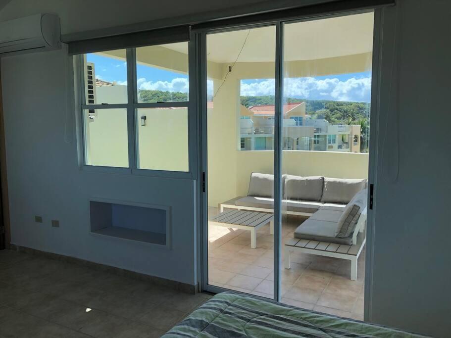Haudimar Ph Beachfront Apt 4Br/3Bath Isabela Extérieur photo