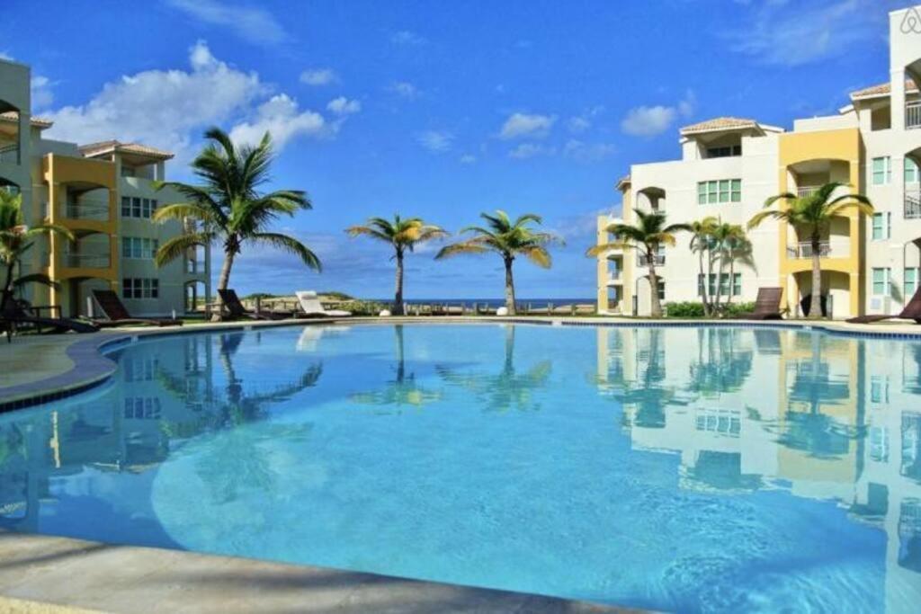 Haudimar Ph Beachfront Apt 4Br/3Bath Isabela Extérieur photo